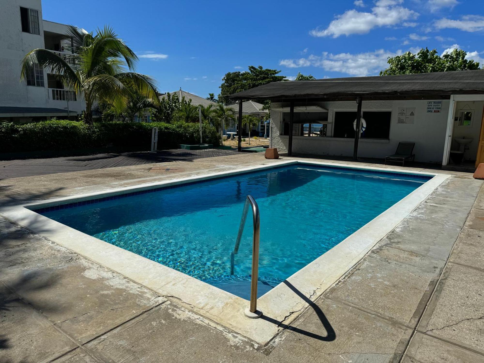 Marriott White Sands, Beachfront Condo At Negril Beach Club Exterior foto